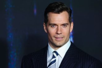 Ο Χένρι Κάβιλ δεν θα είναι ο Σούπερμαν στην ταινία του Τζέιμς Γκαν