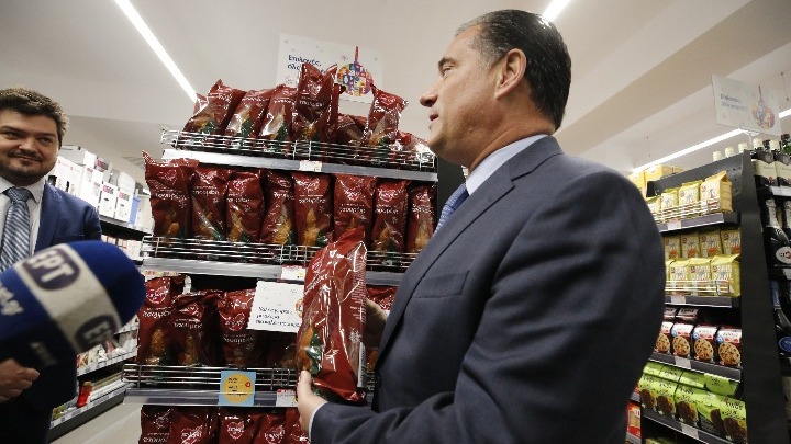 Αδ. Γεωργιάδης: Φθηνότερο κατά 14% το «καλάθι του νοικοκυριού» από την 1η ημέρα που ισχύει