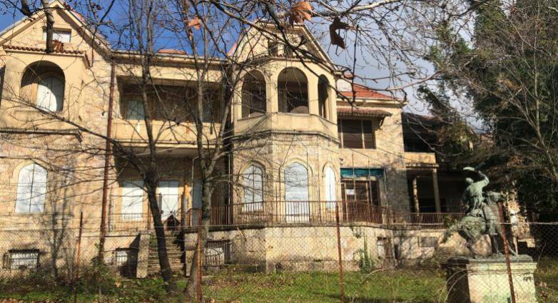 Τέως βασιλιάς Κωνσταντίνος: Πόση είναι η περιουσία του – Τι απέγινε ο θησαυρός στο Τατόι