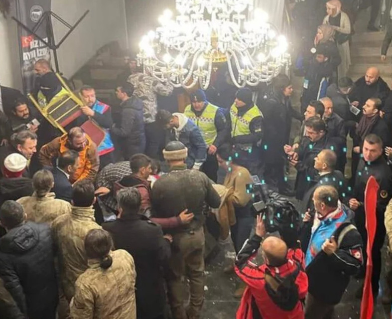 Κατέρρευσε η οροφή αίθουσας ξενοδοχείου στην Τουρκία – 32 τραυματίες