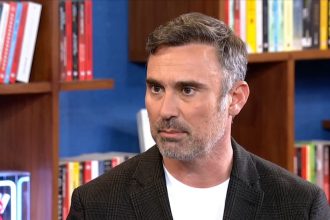 Γιώργος Καπουτζίδης: Αν υπάρχει κοινό που σταμάτησε να με βλέπει επειδή είμαι gay, λυπάμαι που ήταν κοινό μου