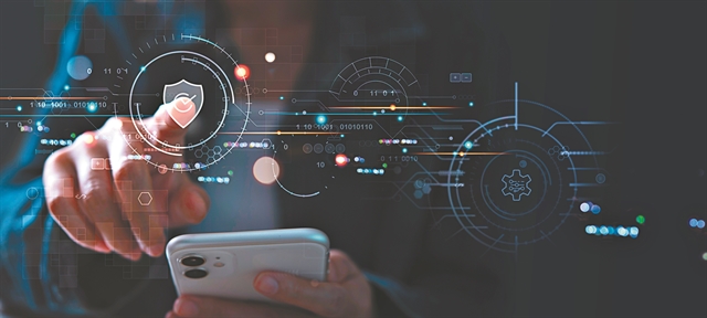 Υποκλοπές: Τα ονόματα όσων παρακολουθούσε η ΕΥΠ με βάση το πόρισμα της ΑΔΑΕ