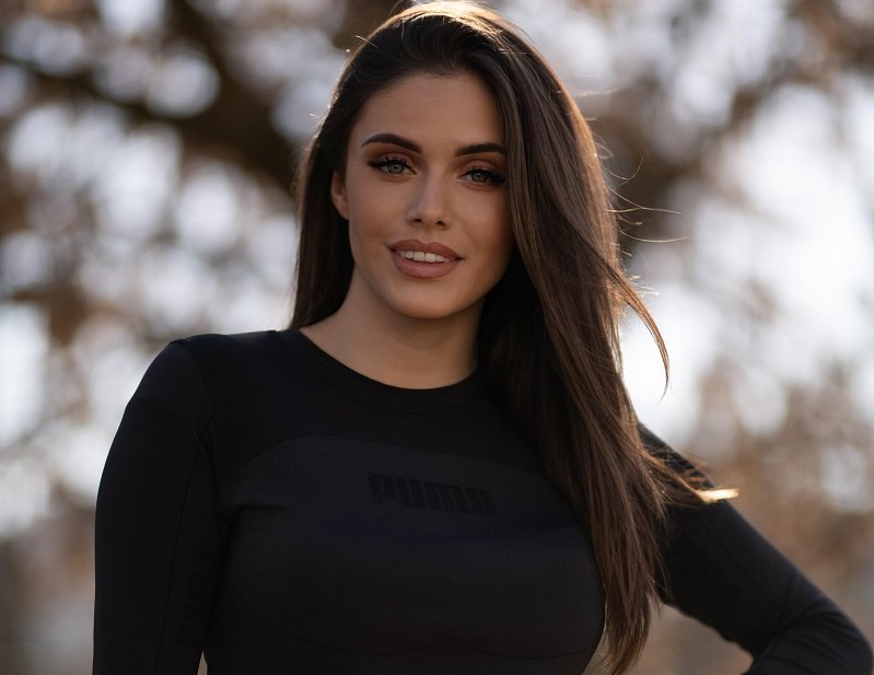 Βασίλισσα του Πατρινού Καρναβαλιού 2023 η Κατερίνα Βενέρη - Σιούλη (ΦΩΤΟ)