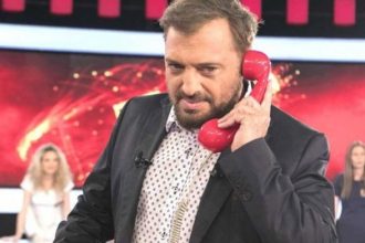 Στενό μαρκάρισμα του ΣΚΑΪ στον Χρήστο Φερεντίνο: Ποιες προτάσεις του έκαναν