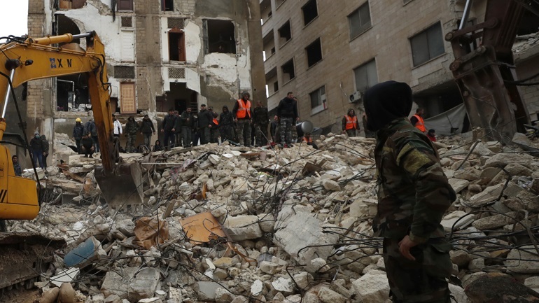 Σεισμός: Απόδραση περίπου 20 φερόμενων ως μαχητών του ISIS από φυλακή στη Συρία