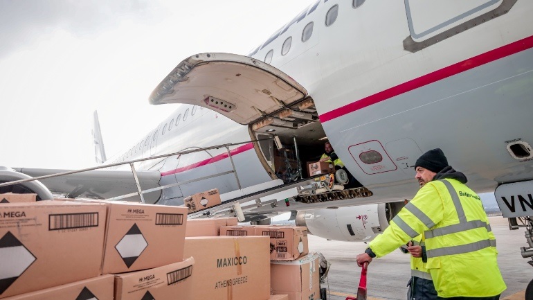 Τεράστια η ανταπόκριση απ' όλη τη χώρα για τη βοήθεια στους πληγέντες σε Τουρκία και Συρία