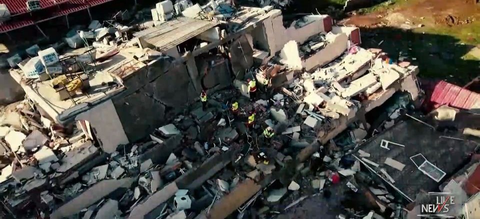 Ο Ερντογάν παραδέχεται ότι η ανταπόκριση των αρχών δεν είναι τόσο γρήγορη όσο ήθελε η κυβέρνηση - Πάνω από 21.000 οι νεκροί