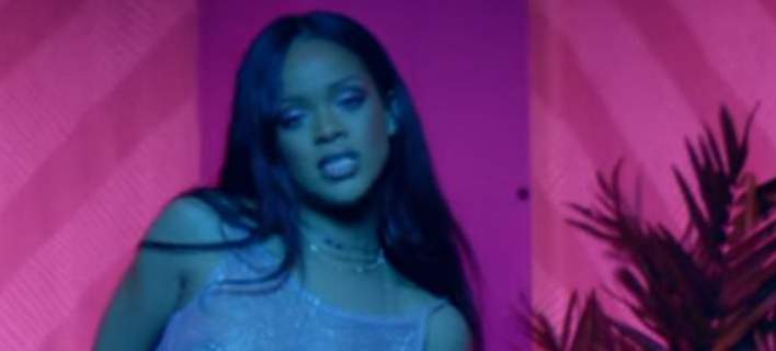 Η Ριάνα έτοιμη να ανέβει στη σκηνή του Super Bowl