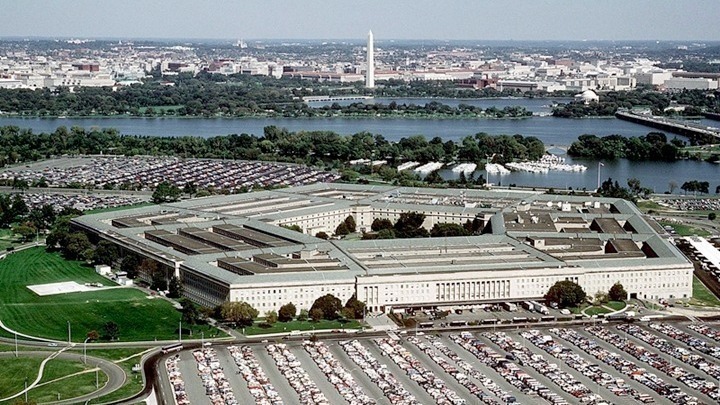 Πεντάγωνο:Το κινεζικό κατασκοπευτικό μπαλόνι πετά πάνω από τις κεντρικές ΗΠΑ