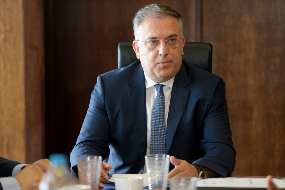 Θεοδωρικάκος για τρομοκρατική επίθεση στου Ψυρρή: Ο «εγκέφαλος» δεν βρίσκεται στην Ελλάδα