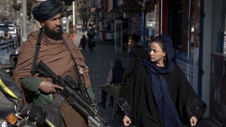 Αποφεύγουν να δεσμευτούν οι Ταλιμπάν πως θα επιτρέψουν στα κορίτσια να γυρίσουν στα θρανία