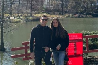 Κατερίνα Δαλάκα - Δημήτρης Φιντιρίκος: Ταξίδι στη Νέα Υόρκη για το ερωτευμένο ζευγάρι