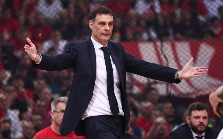 Μπαρτζώκας μετά το Ολυμπιακός – Προμηθέας: «Περπατούσαμε σε όλο το ματς»