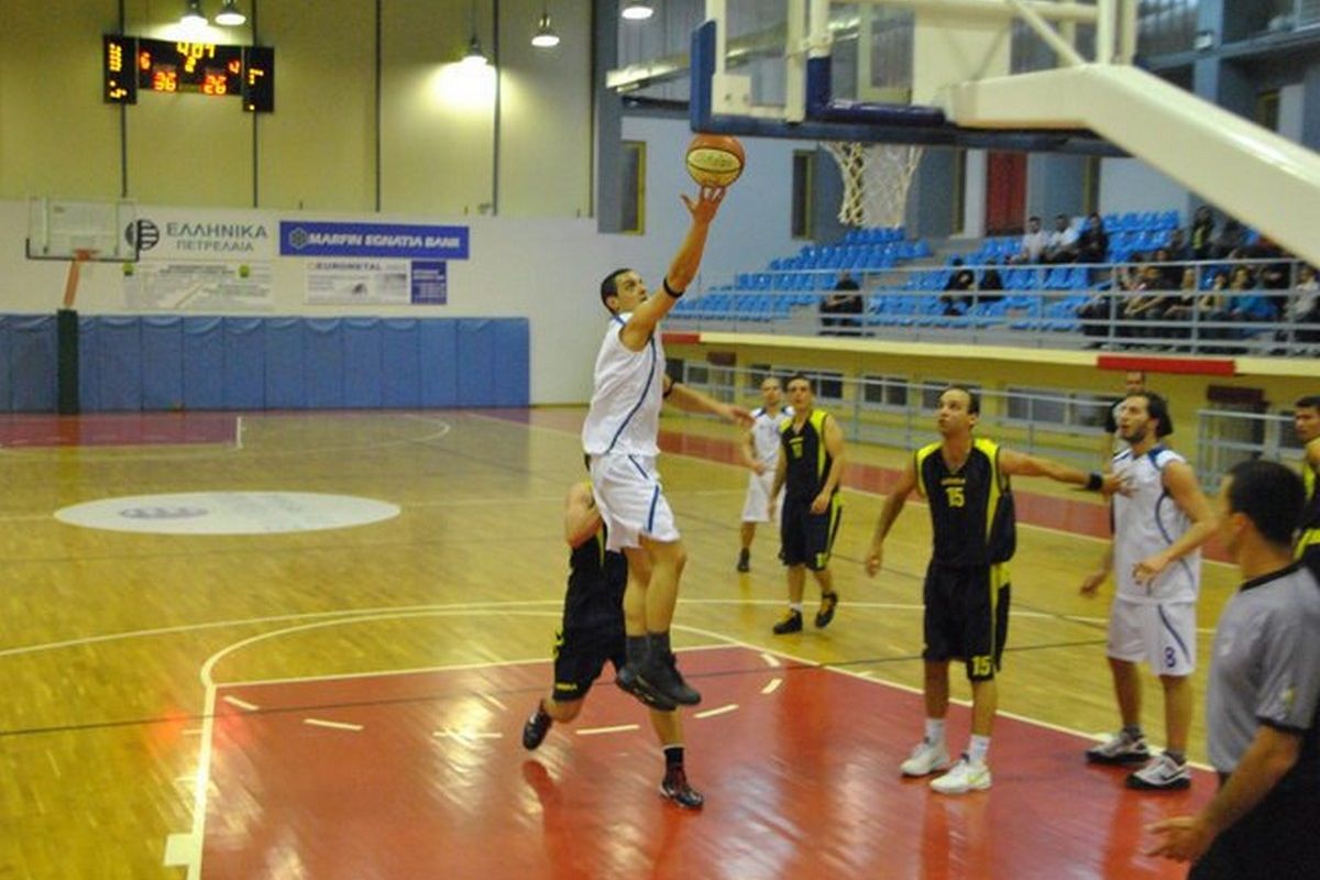 Νεκρός ο μπασκετμπολίστας Τάσος Μπαλάφας - Τον βρήκε η γυναίκα του στα αποδυτήρια