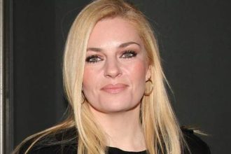 Ελισάβετ Μουτάφη για το «Βραχιόλι της Φωτιάς»: «Κάθε φορά που μιλάω για αυτό, κρατιέμαι να μη συγκινηθώ»