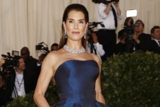 Μπρουκ Σιλντς: Το ντοκιμαντέρ για τη ζωή της και η σεξουαλική επίθεση που έχει δεχθεί