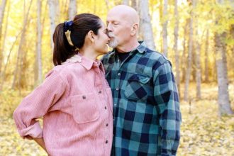 Μπρους Γουίλις: Το μήνυμα της συζύγου του για τα γενέθλιά του – «Συνεχίσετε να προσεύχεστε για εκείνον»