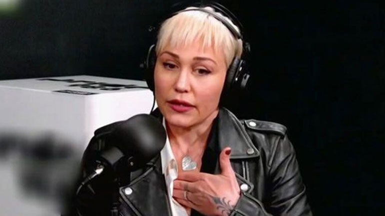 Η Πηνελόπη Αναστασοπούλου εξηγεί γιατί κατέβασε την κάμερα σε δημοσιογράφο της Καινούργιου