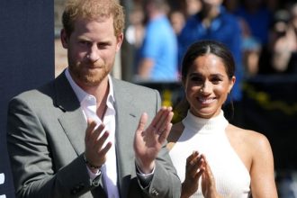 Ινδό γκουρού συμβουλεύονται Χάρι και Μέγκαν για να διαχειριστούν τον "χωρισμό" από την βασιλική οικογένεια