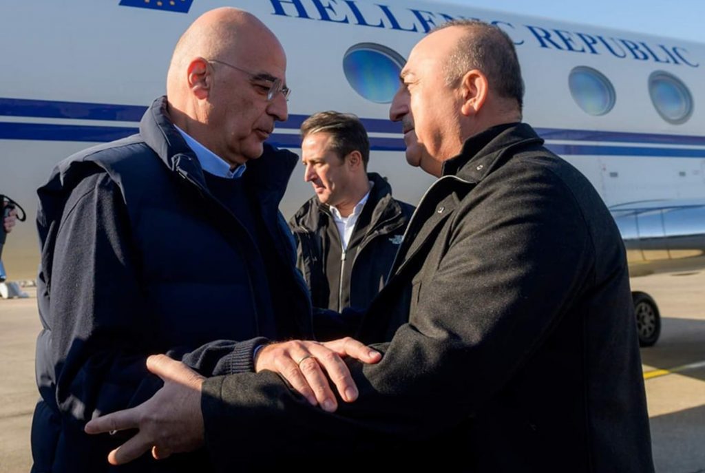«Καλές οι σχέσεις με την Ελλάδα μετά τον σεισμό, αλλά μην είμαστε αφελείς», λέει ο Τσαβούσογλου