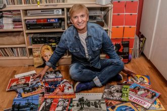 Μάκης Δελαπόρτας: Η Αλίκη Βουγιουκλάκη δεν μου μίλαγε μια εβδομάδα γιατί πήγα στα γενέθλια της Μιμής Ντενίση