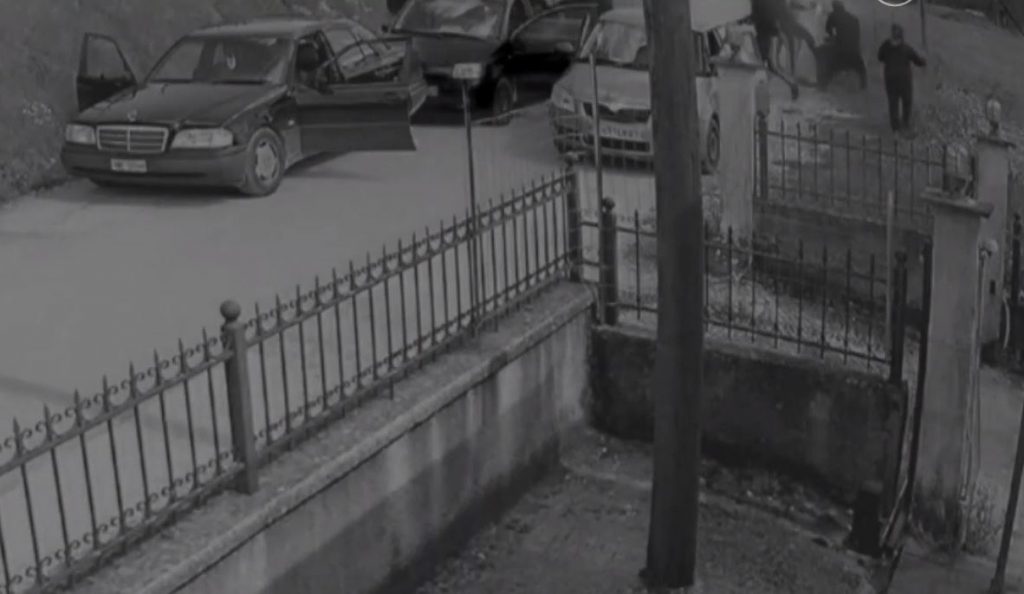 Οκτώ συλλήψεις για την οπαδική συμπλοκή στα Ιωάννινα - Σοβαρά ένας τραυματίας (ΒΙΝΤΕΟ)