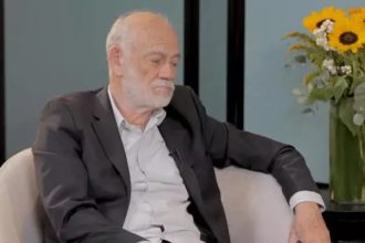 Ζωζώ Σαπουντζάκη: «Δεν έκανε καλά ο Λιάνης ύστερα από τόσα χρόνια να αποκαλύψει αυτό το πράγμα, είναι ντροπή»