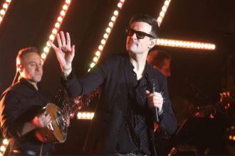 Αμηχανία Νίνο στις ερωτήσεις για τη Ζόζεφιν