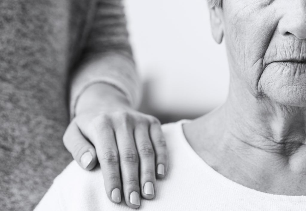 Θύμα απάτης ηλικιωμένη: «Πούλησε» το σπίτι σε ελαιοχρωματιστή για 10.000 ευρώ