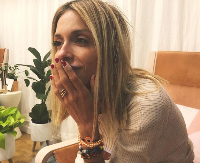 Σοφία Καρβέλα: «Πέρασα πολύ δύσκολα αλλά ισορρόπησα, νηφάλια και καθαρή από όλα»