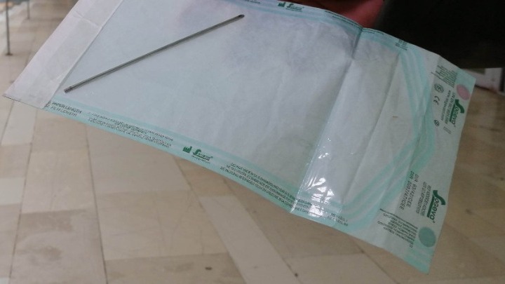 Καταδίκη δύο γιατρών που ξέχασαν χειρουργική βελόνα στην κοιλιά ασθενούς