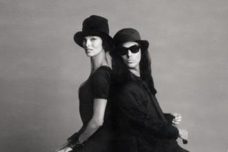 Βιβλίο από την Λίντα Εβαντζέλιστα με την υπογραφή του φωτογράφου Steven Meisel