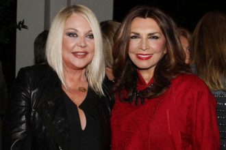 Τρύφωνας Σαμαράς: «Η Μιμή Ντενίση μου έλεγε ότι την ματιάζει η Ρούλα Κορομηλά