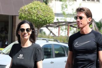 Η Εύη Βατίδου με τον νέο της σύντροφο στη Γλυφάδα