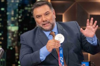 Γρηγόρης Αρναούτογλου για τα περιττά κιλά: «Κοιμάμαι με μηχάνημα οξυγόνου, δεν χωράει αστείο»