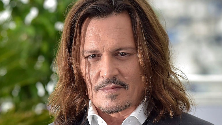 Johnny Depp: Ακύρωσε τις εμφανίσεις του - Έπαθε κάταγμα στον αστράγαλο