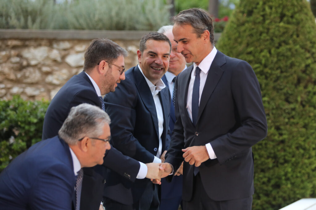 Στις 11.00 η σύσκεψη των πολιτικών αρχηγών με την ΠτΔ - Όσοι εξελέγησαν θα ορκιστούν βουλευτές για μια ημέρα!