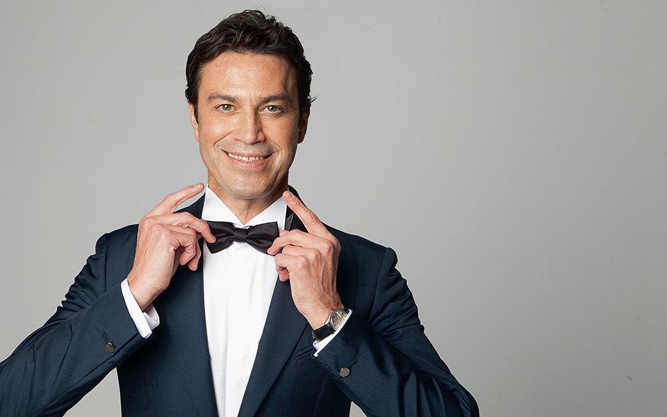 Μάριος Φραγκούλης: «Η μαμά μου είπε ότι πάει λίγο δίπλα να πάρει δυο πραγματάκια και έφυγε στην Αφρική»