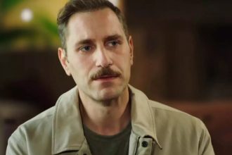 Άγγελος Ανδριόπουλος: «Απολύθηκα λόγω... εγκυμοσύνης» - Τι καταγγέλει ο Πατρινός ηθοποιός από τις Άγριες Μέλισσες