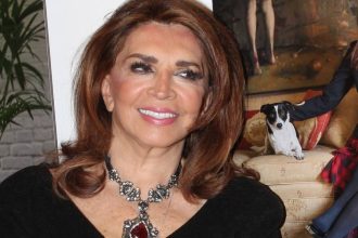 Μιμή Ντενίση: Η «Σμύρνη μου αγαπημένη» άλλαξε την καριέρα μου