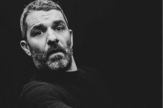 Πέτρος Λαγούτης: «Όταν έφτασα στον πάτο, πήγα για απεξάρτηση στο ΚΕΘΕΑ»