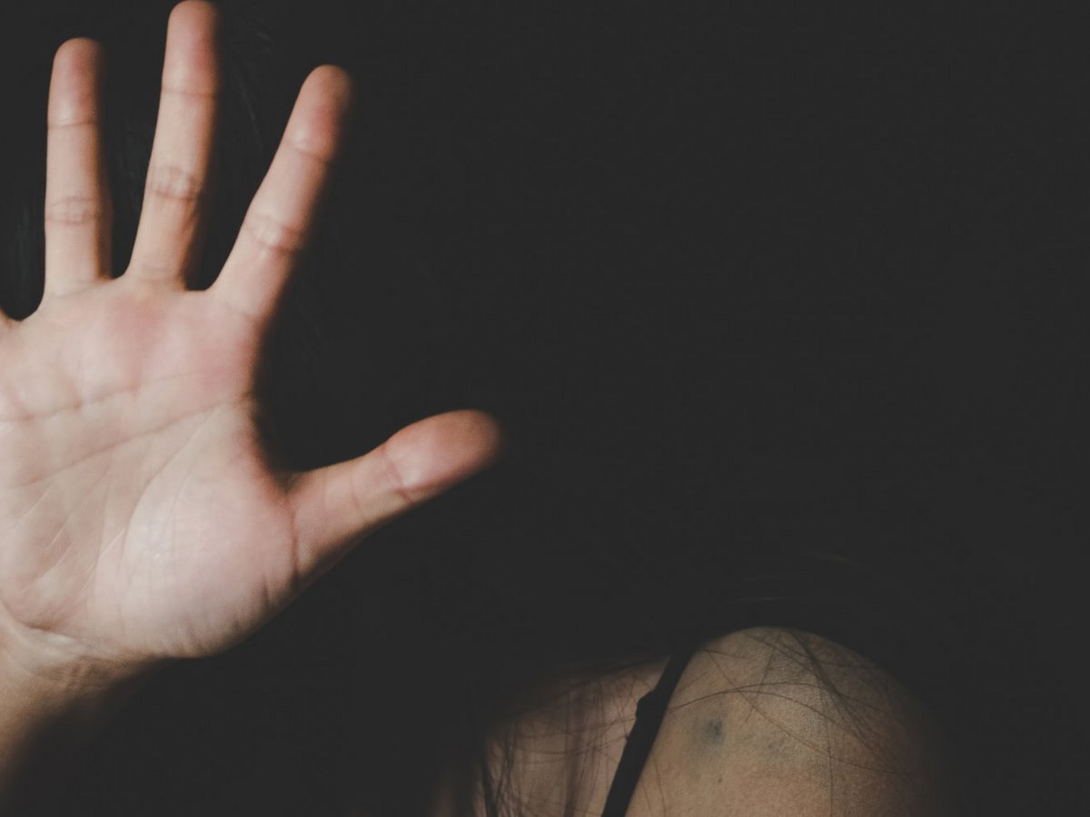 Κέρκυρα: Βρετανίδα τουρίστρια κατήγγειλε ότι έπεσε θύμα βιασμού – Αναζητείται εργαζόμενος ξενοδοχείου