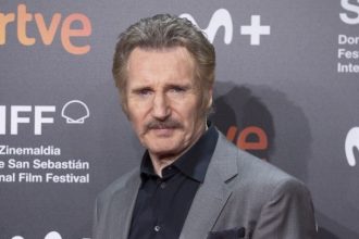 Ο Λίαμ Νίσον ταξιδεύει στο Νεπάλ