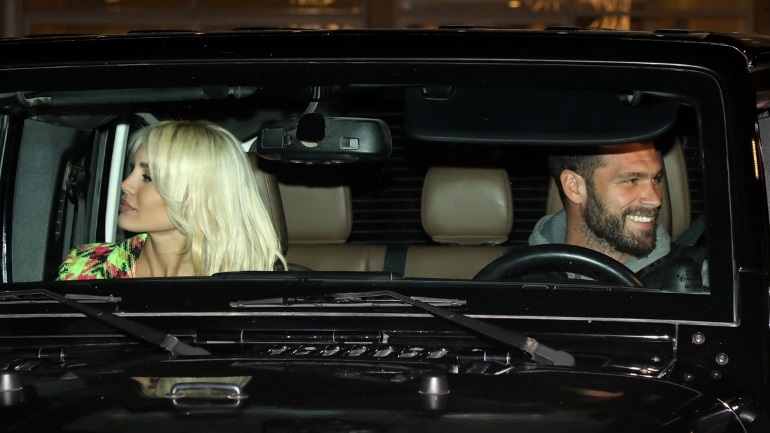 Αλεξάνδρα Παναγιώταρου: Στη Μύκονο μετά τον χωρισμό της από τον Στάθη Σχίζα