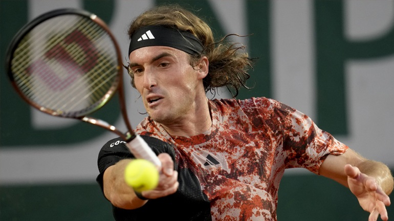 Ρολάν Γκαρός: Αποκλεισμός για τον Τσιτσιπά – Ηττήθηκε με 3-0 σετ από τον… διαστημικό Αλκαράθ