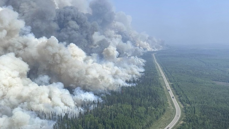 Ο Μπάιντεν προσφέρει τη βοήθειά του στον Τριντό για τις πυρκαγιές στον Καναδά
