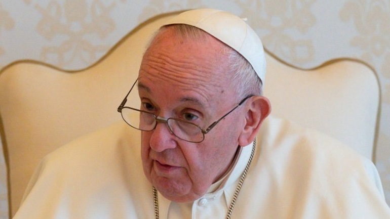 Ιταλία: Σε ποιον τηλεφώνησε ο πάπας Φραγκίσκος μέσα από το νοσοκομείο