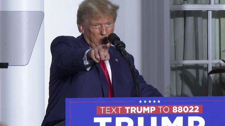 Ο Τραμπ συγκέντρωσε κεφάλαια 7 εκατ. δολαρίων ενόψει των εκλογών του 2024