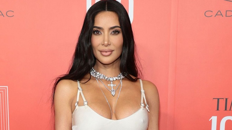 Η Kim Kardashian αποκάλυψε πως υπάρχει ένας νέος άνδρας στη ζωή της