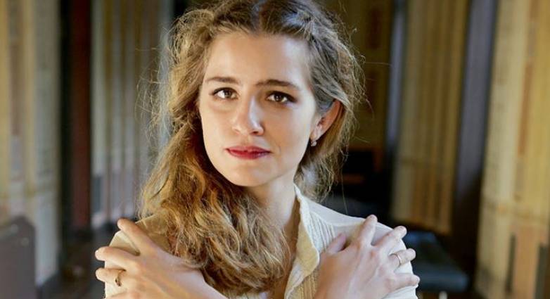 Μαρία Κίτσου: «Το ξύλο ήταν πραγματικό, μας πέταγαν κάτω και μας έδεναν»